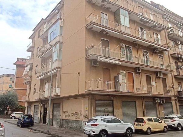 appartamento in vendita a Salerno in zona Torrione
