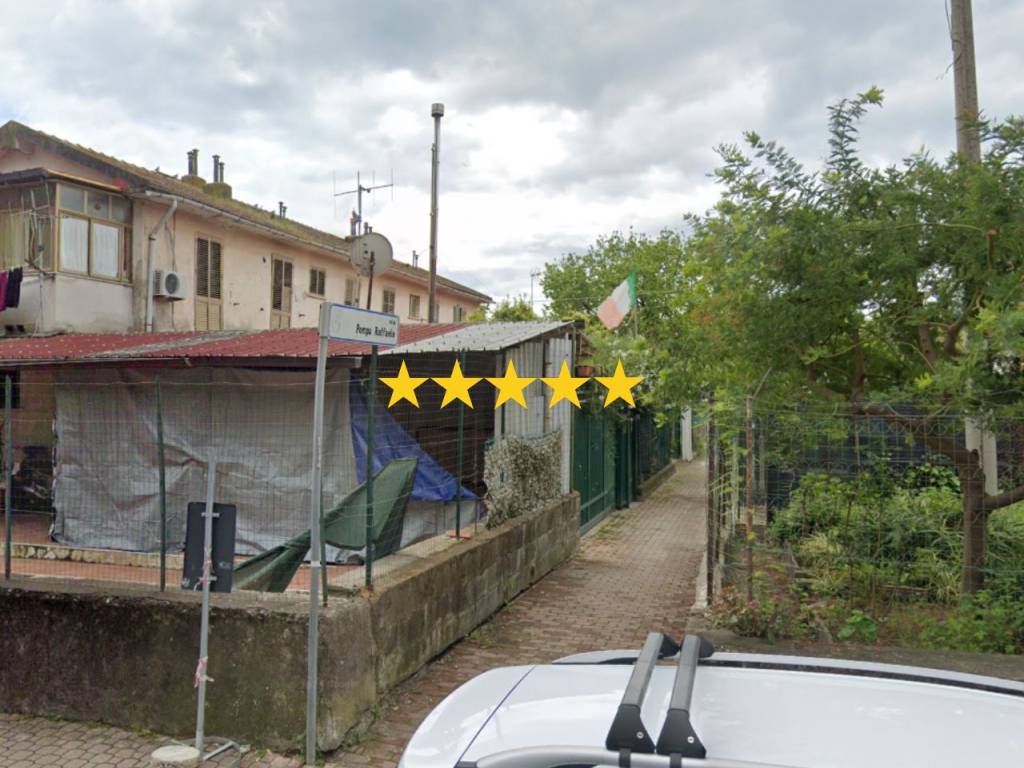 appartamento in vendita a Salerno in zona Pastena