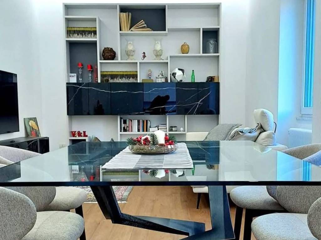 appartamento in vendita a Salerno in zona Centro Città