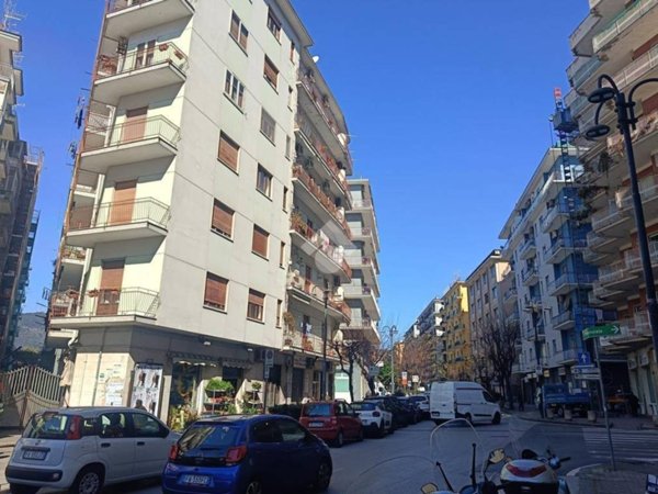 appartamento in vendita a Salerno in zona Gelsi Rossi