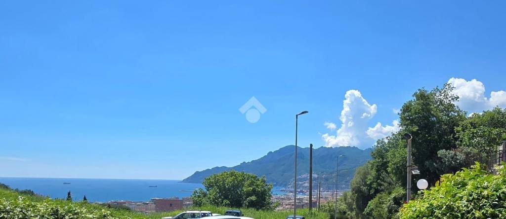appartamento in vendita a Salerno in zona Brignano / Piezzo