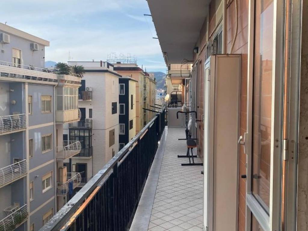 appartamento in vendita a Salerno in zona Torrione