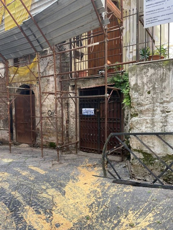 rudere in vendita a Salerno in zona Centro Città