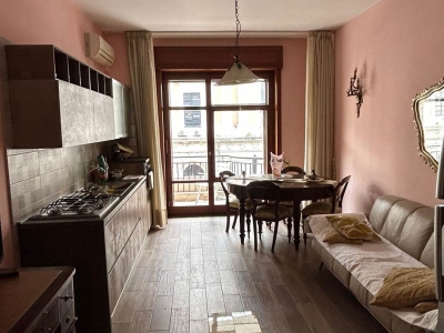 appartamento in vendita a Salerno in zona Centro Città