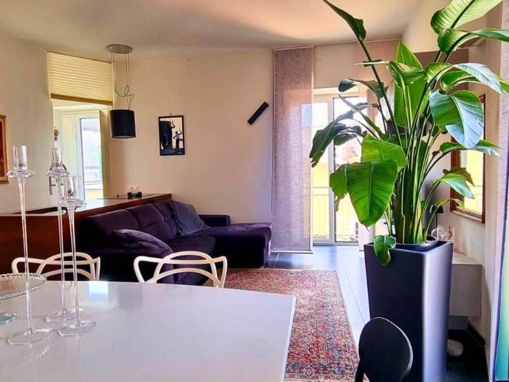 appartamento in vendita a Salerno in zona Centro Città