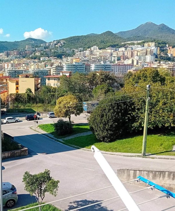 appartamento in vendita a Salerno in zona Irno