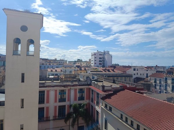 appartamento in vendita a Salerno in zona Centro Città