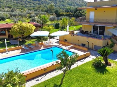 casa indipendente in vendita a Salerno