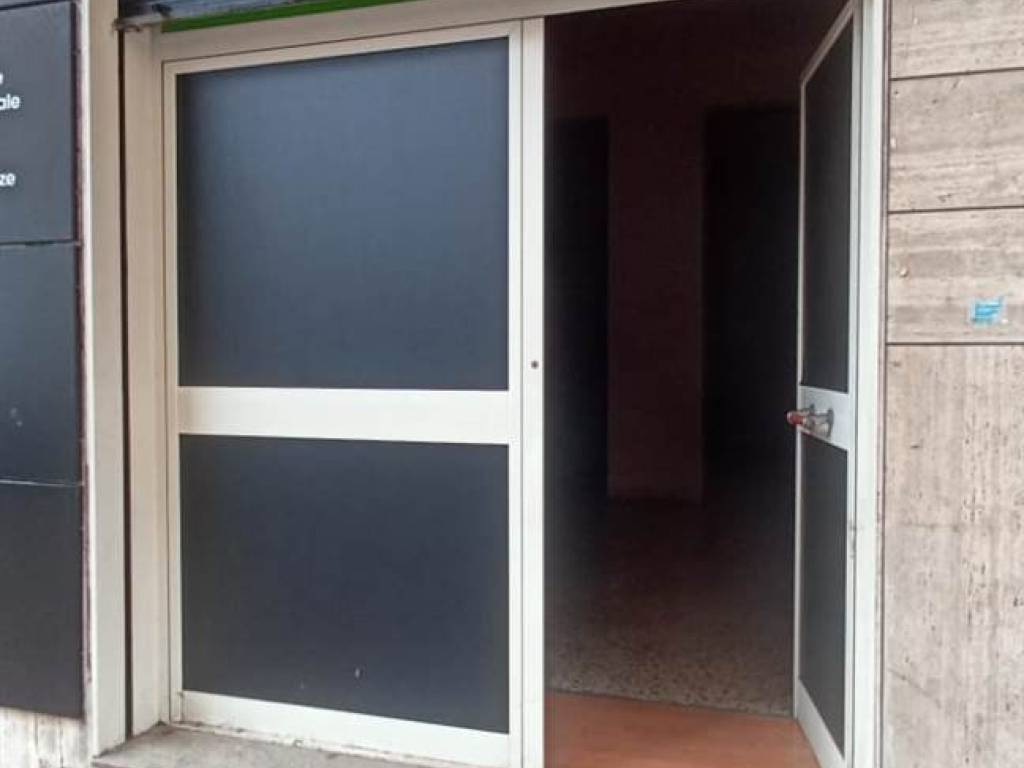 monolocale in vendita a Salerno in zona Irno