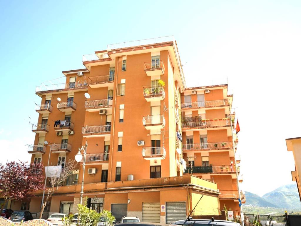 appartamento in vendita a Salerno in zona Centro Città