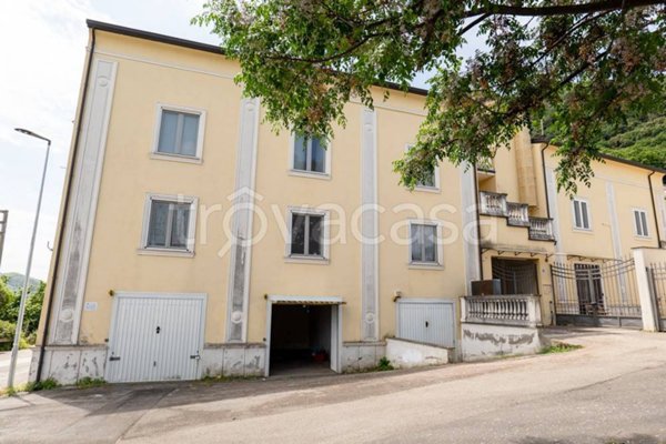 appartamento in vendita a Salerno in zona Giovi Altimare
