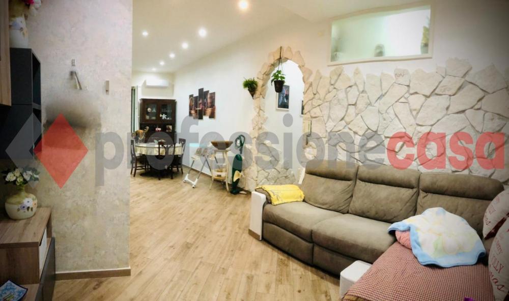 appartamento in vendita a Salerno in zona Centro Città