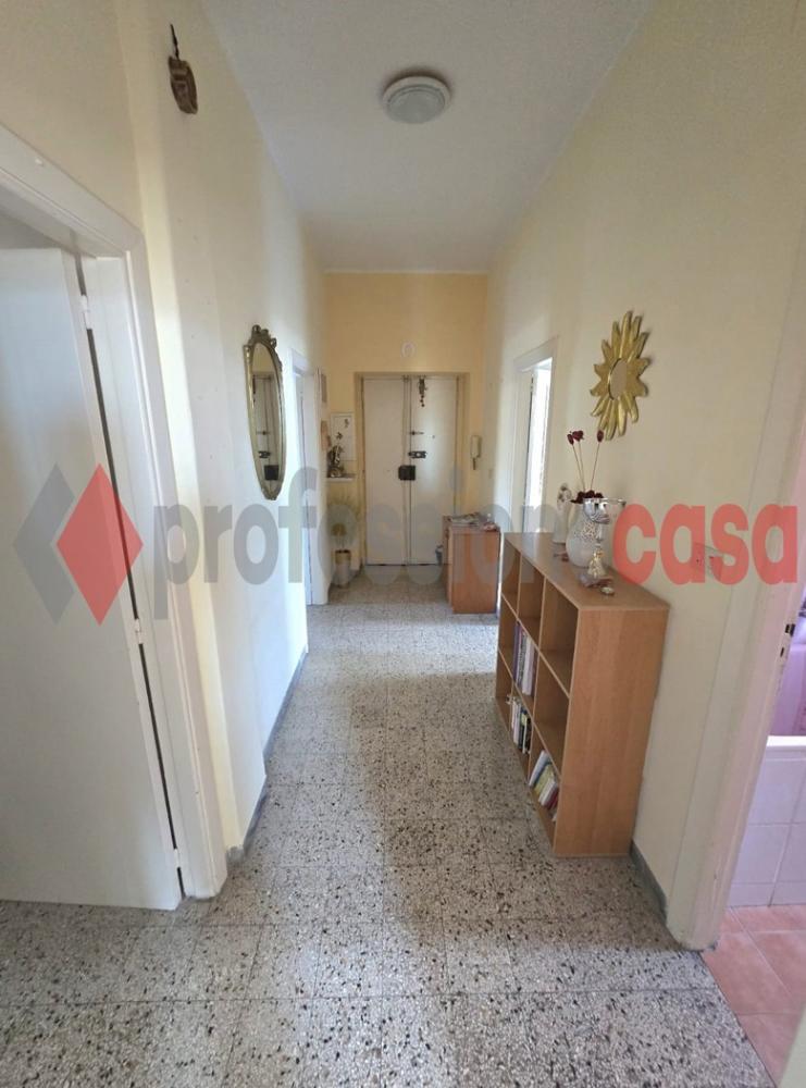 appartamento in vendita a Salerno in zona Torrione
