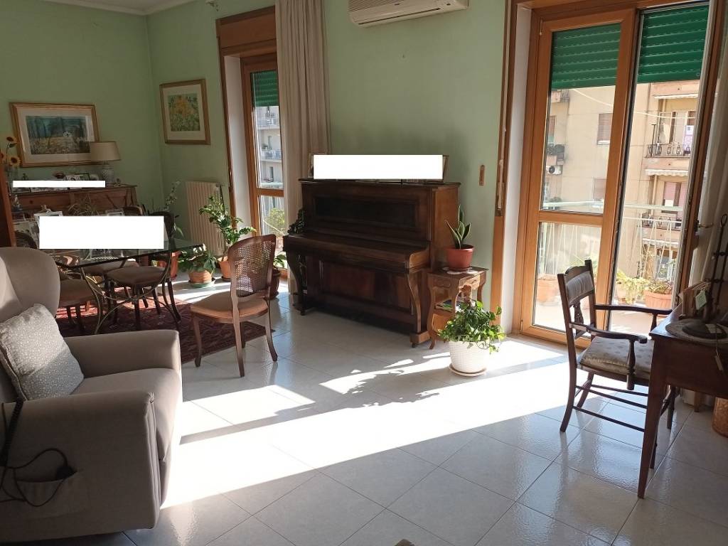 appartamento in vendita a Salerno in zona Irno