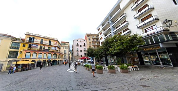 appartamento in vendita a Salerno in zona Centro Città