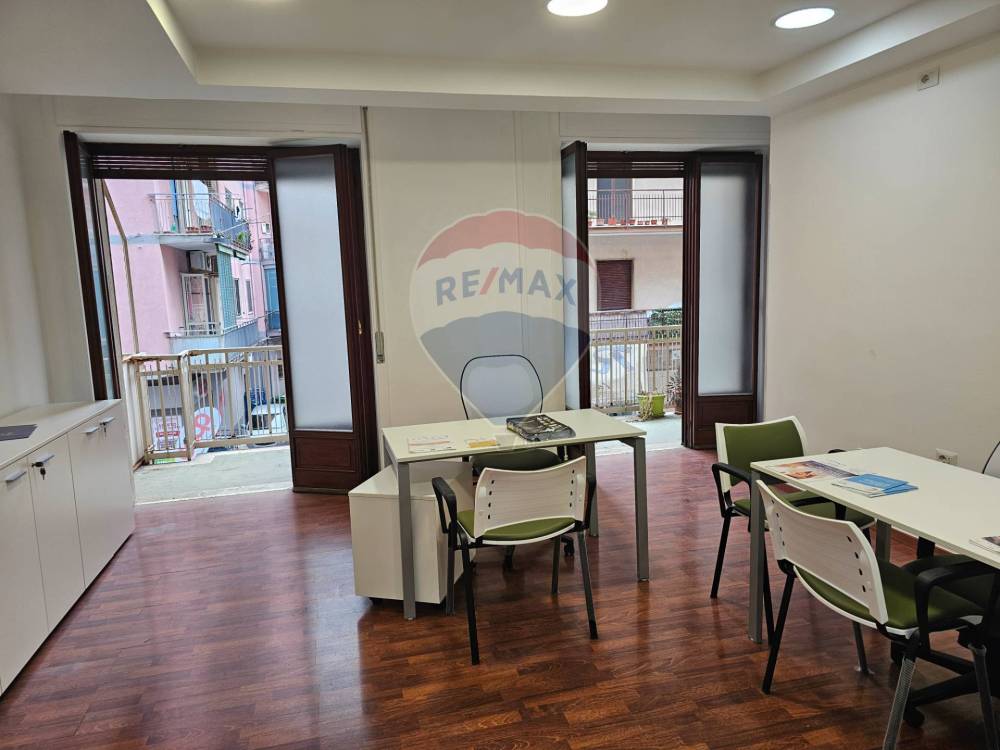 appartamento in vendita a Salerno in zona Pastena