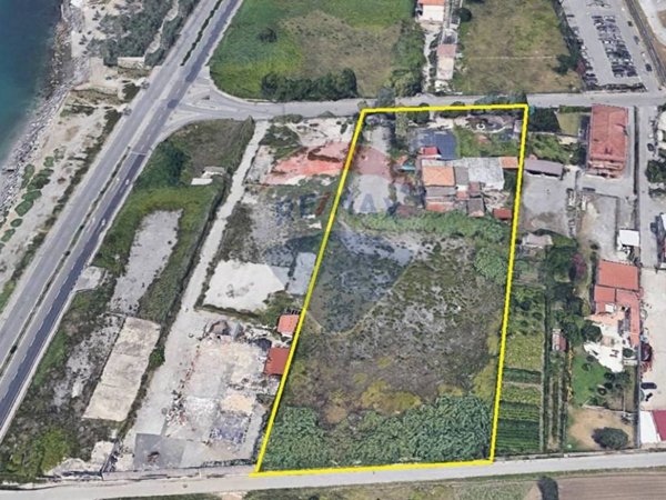 appartamento in vendita a Salerno in zona Porto