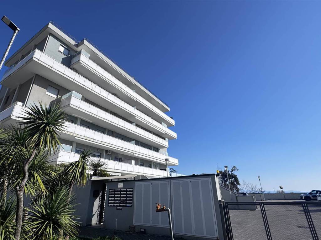appartamento in vendita a Salerno in zona San Leonardo