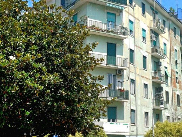 appartamento in vendita a Salerno in zona Irno
