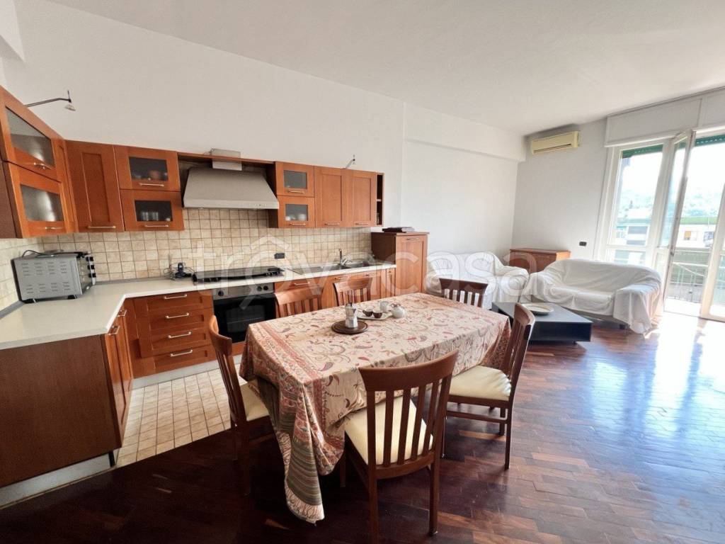 appartamento in vendita a Salerno