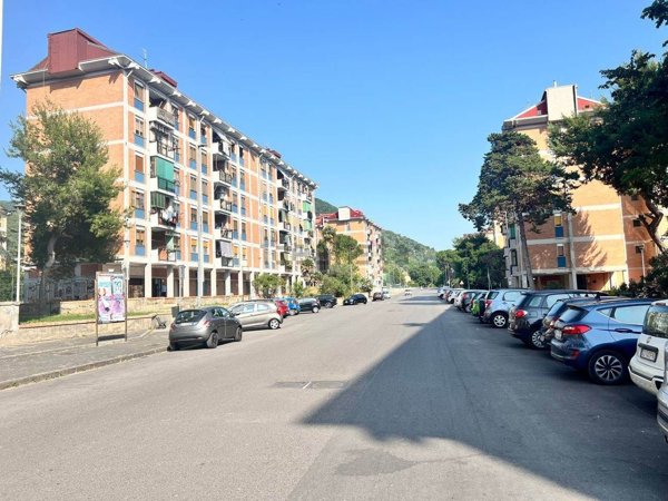 appartamento in vendita a Salerno in zona Pastena
