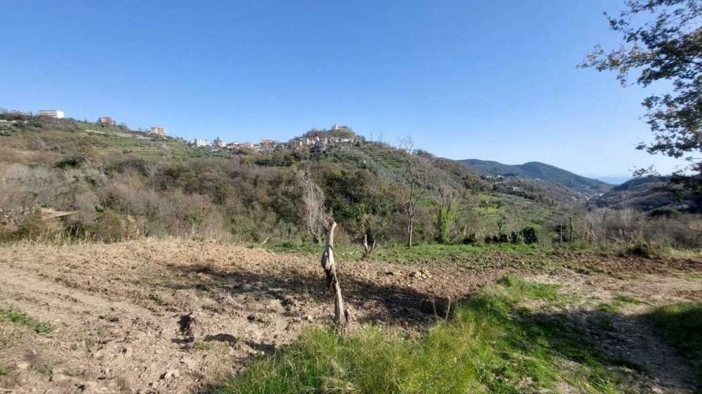 casa indipendente in vendita a Salerno in zona San Nicola