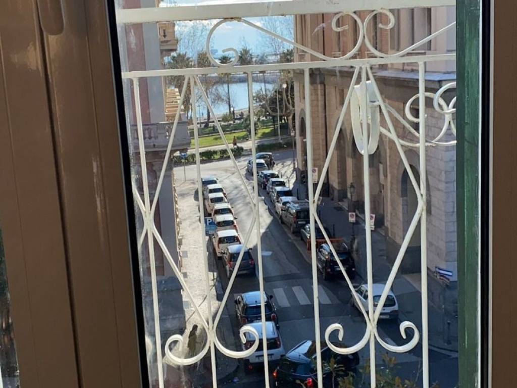 appartamento in vendita a Salerno in zona Centro Città