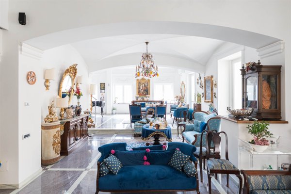 appartamento in vendita a Salerno in zona Centro Città