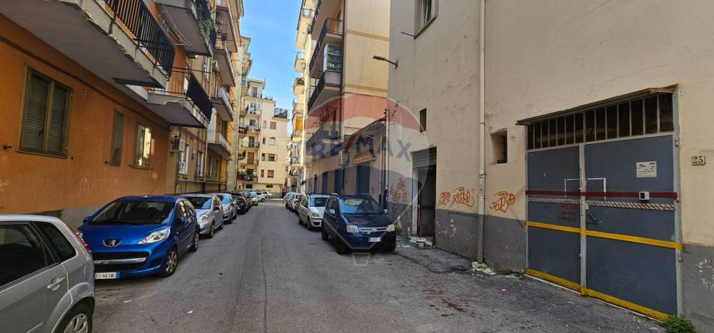 negozio in vendita a Salerno