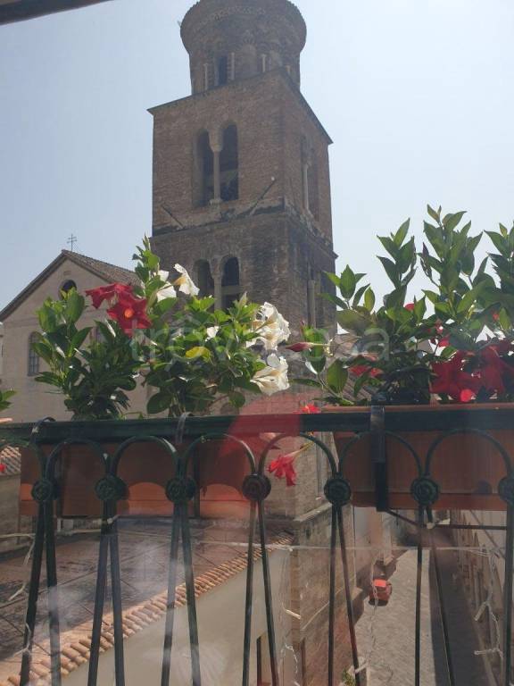 appartamento in vendita a Salerno in zona Centro Città