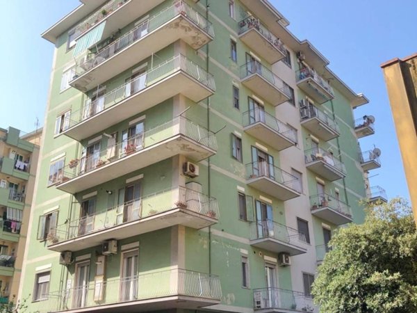 appartamento in vendita a Salerno in zona Pastena