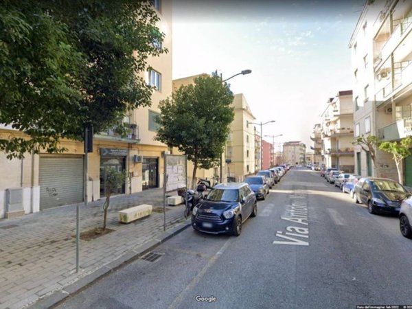 negozio in vendita a Salerno