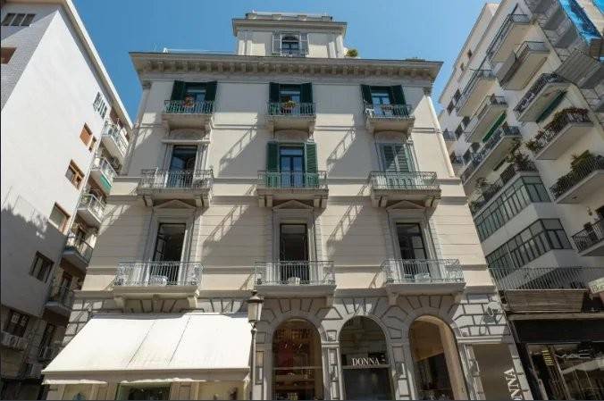 appartamento in vendita a Salerno in zona Centro Città