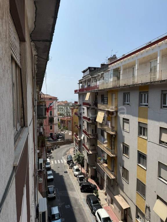 appartamento in vendita a Salerno in zona Centro Città