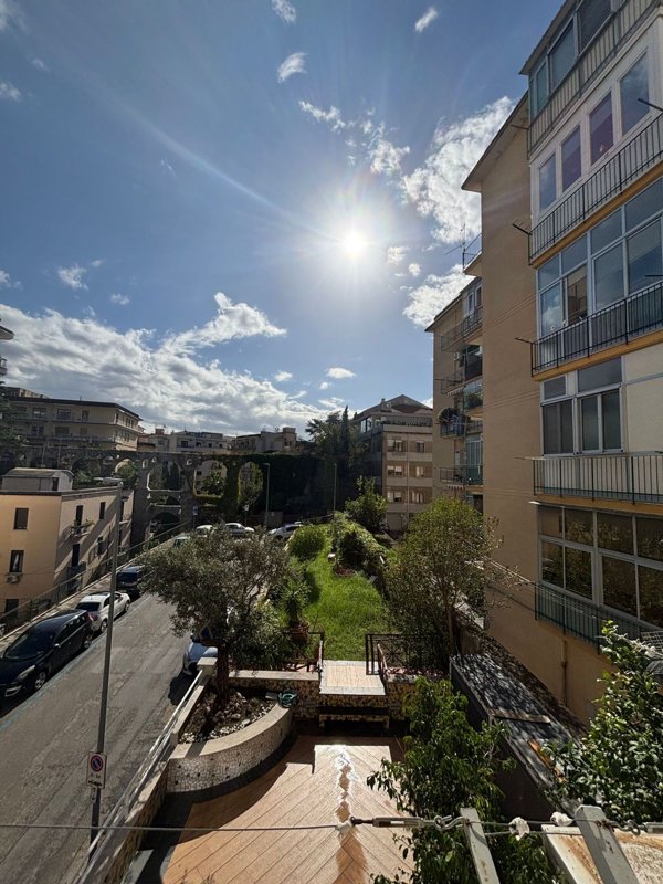 appartamento in vendita a Salerno in zona Centro Città