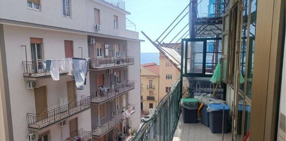 appartamento in vendita a Salerno in zona Pastena