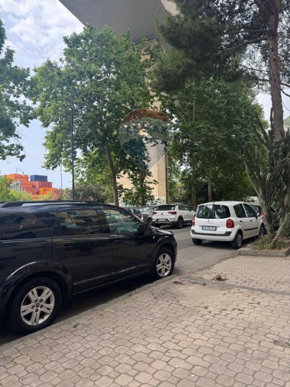 bivano in vendita a Salerno in zona Porto