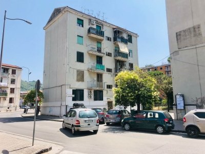 appartamento in vendita a Salerno in zona Pastena