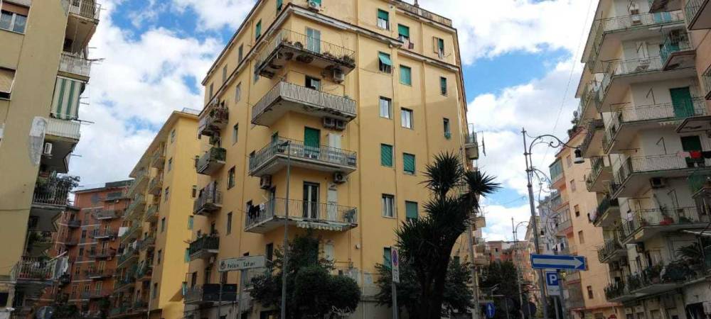 appartamento in vendita a Salerno in zona Torrione