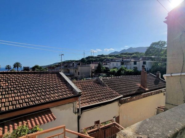 appartamento in vendita a Salerno in zona Ogliara