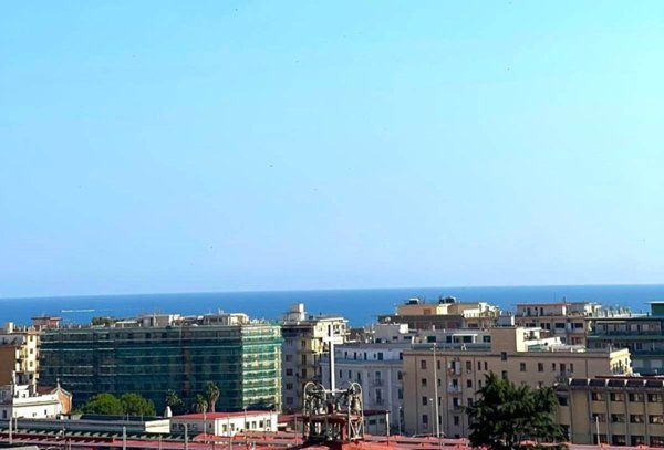 appartamento in vendita a Salerno in zona Centro Città
