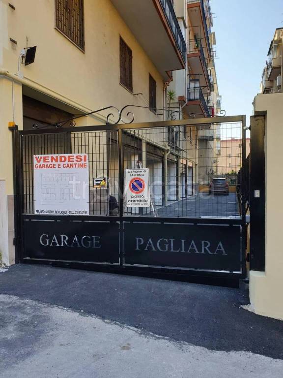 casa indipendente in vendita a Salerno in zona Irno