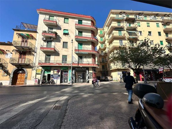 appartamento in vendita a Salerno in zona Pastena
