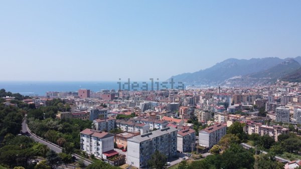 appartamento in vendita a Salerno in zona Irno