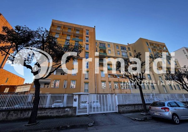 appartamento in vendita a Salerno in zona Pastena