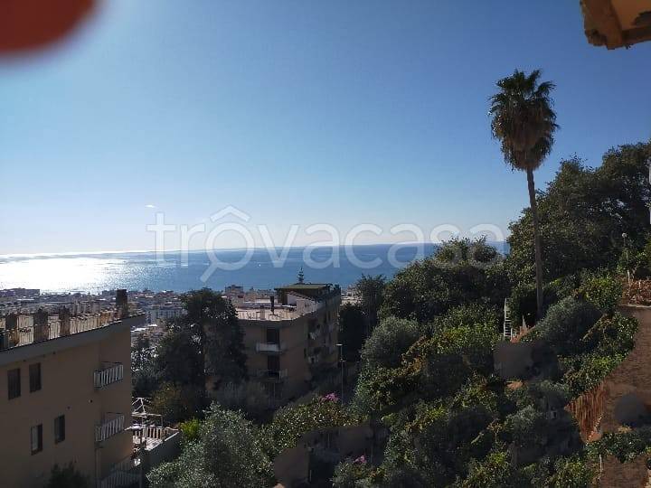 appartamento in vendita a Salerno in zona Brignano / Piezzo
