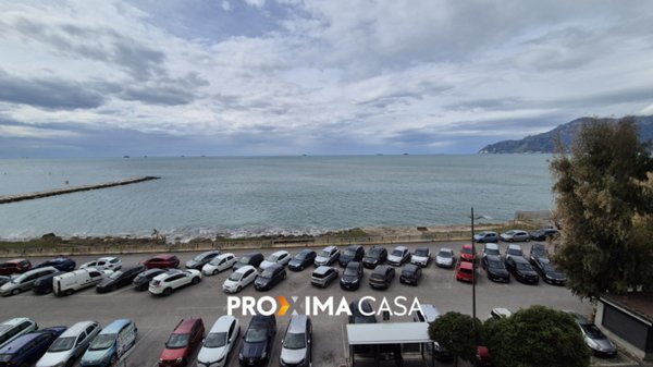 appartamento in vendita a Salerno in zona Mercatello