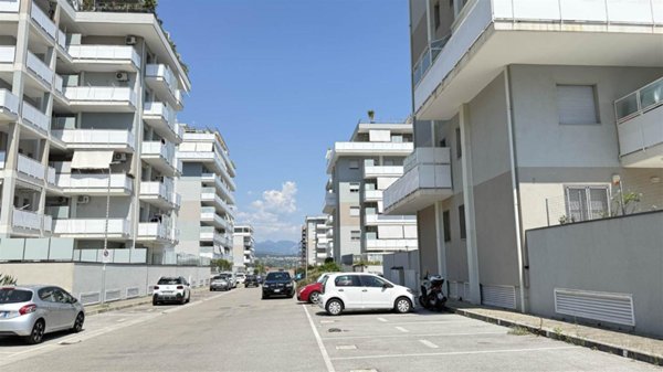 appartamento in vendita a Salerno in zona Zona Industriale