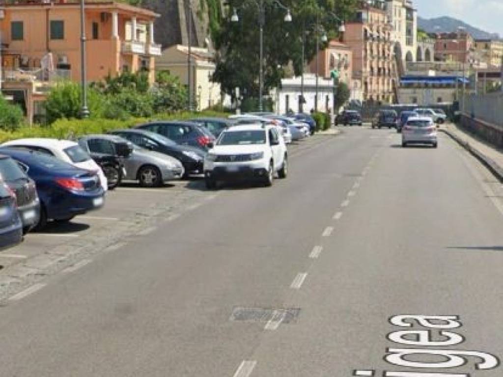 appartamento in vendita a Salerno in zona Centro Città