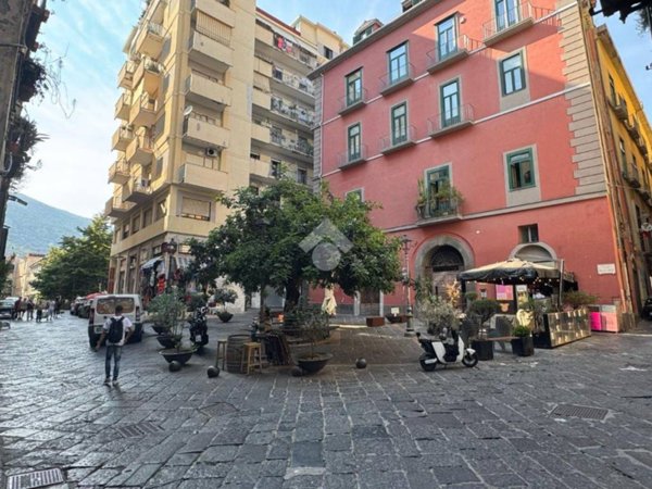 appartamento in vendita a Salerno in zona Centro Città